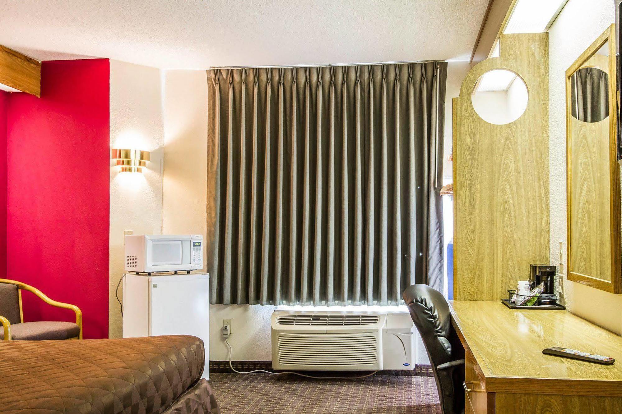 Rodeway Inn MemphisMemphis  Kültér fotó